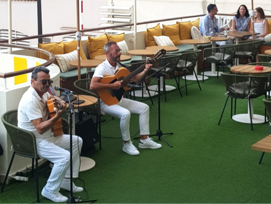 Les Lives du Summer Bar